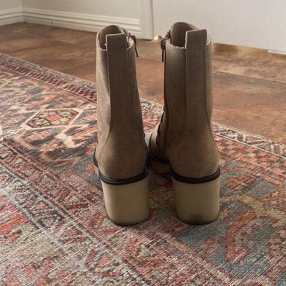 Jamie Boot Latte 8 - Picture 5 of 9